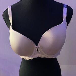 NWT Nude/Beige Brand new Torrid t-shirt bra 38B